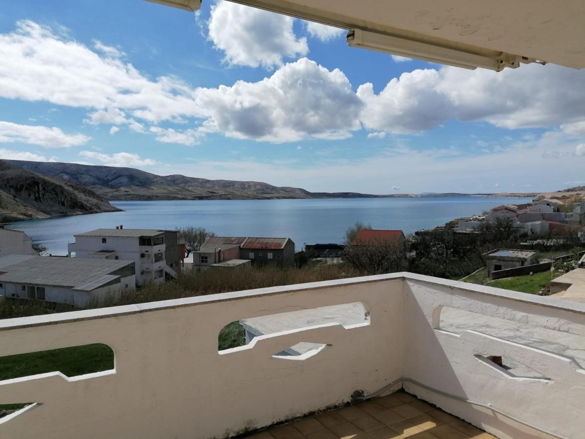 The Peaceful Vacation Apartment Metajna Exterior photo